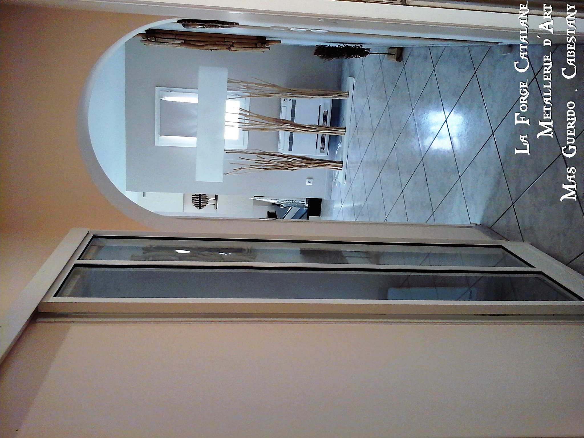 porte coulissante rail sportub verriere ancien atelier forge catalane 2.jpg